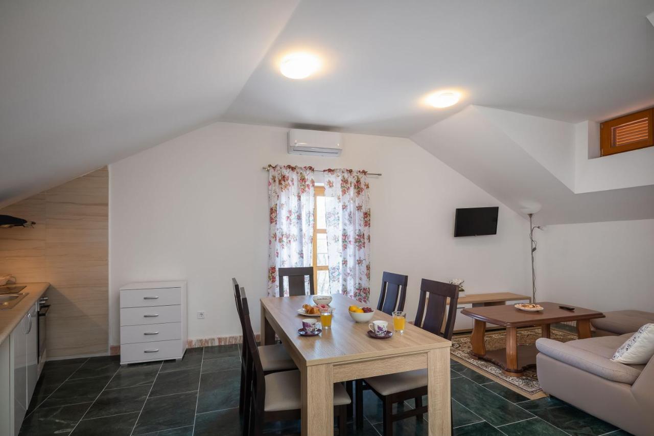 Luxury Stone Villa Nevija 2022 Private Villa Milna  Extérieur photo