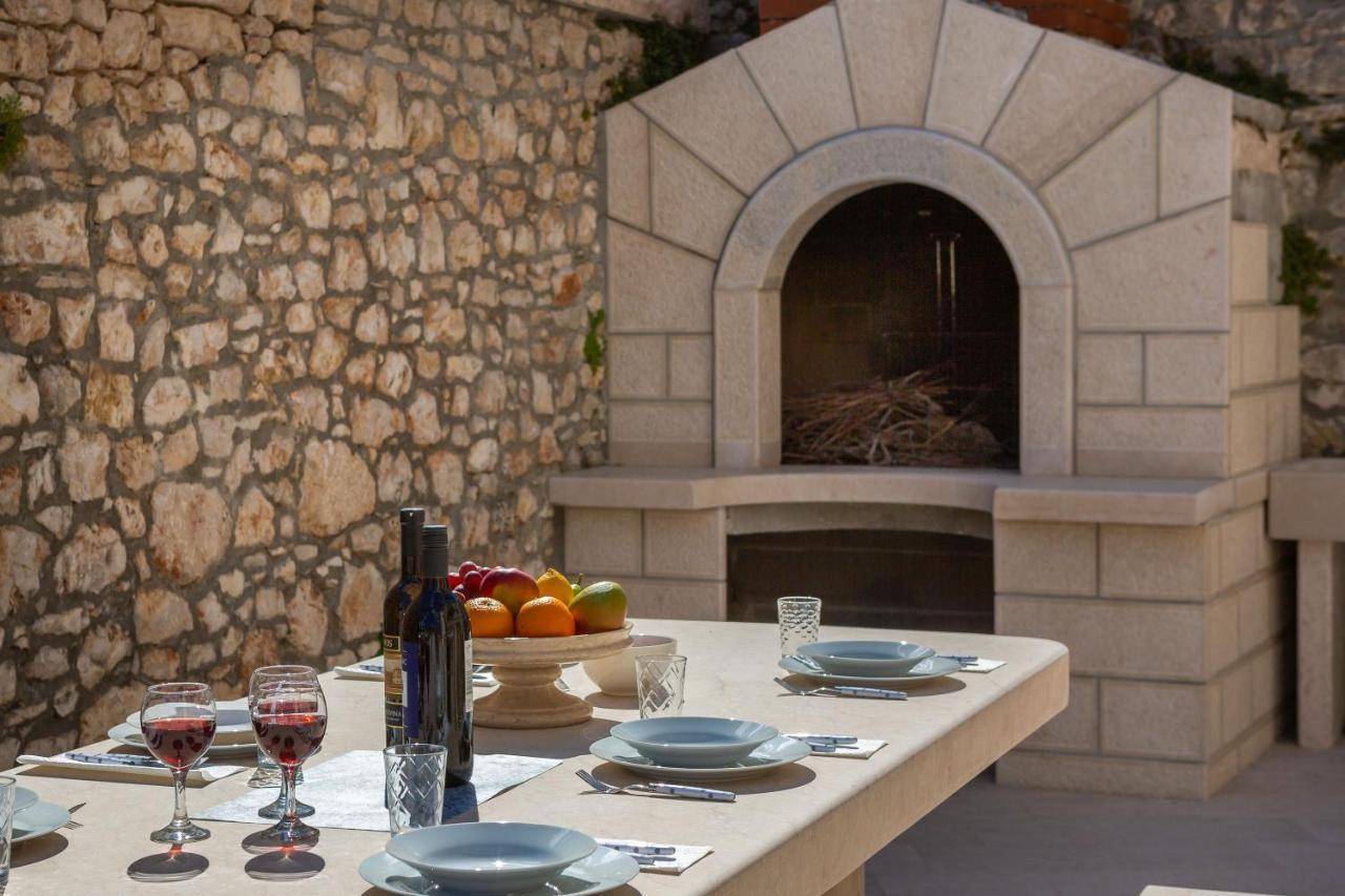 Luxury Stone Villa Nevija 2022 Private Villa Milna  Extérieur photo
