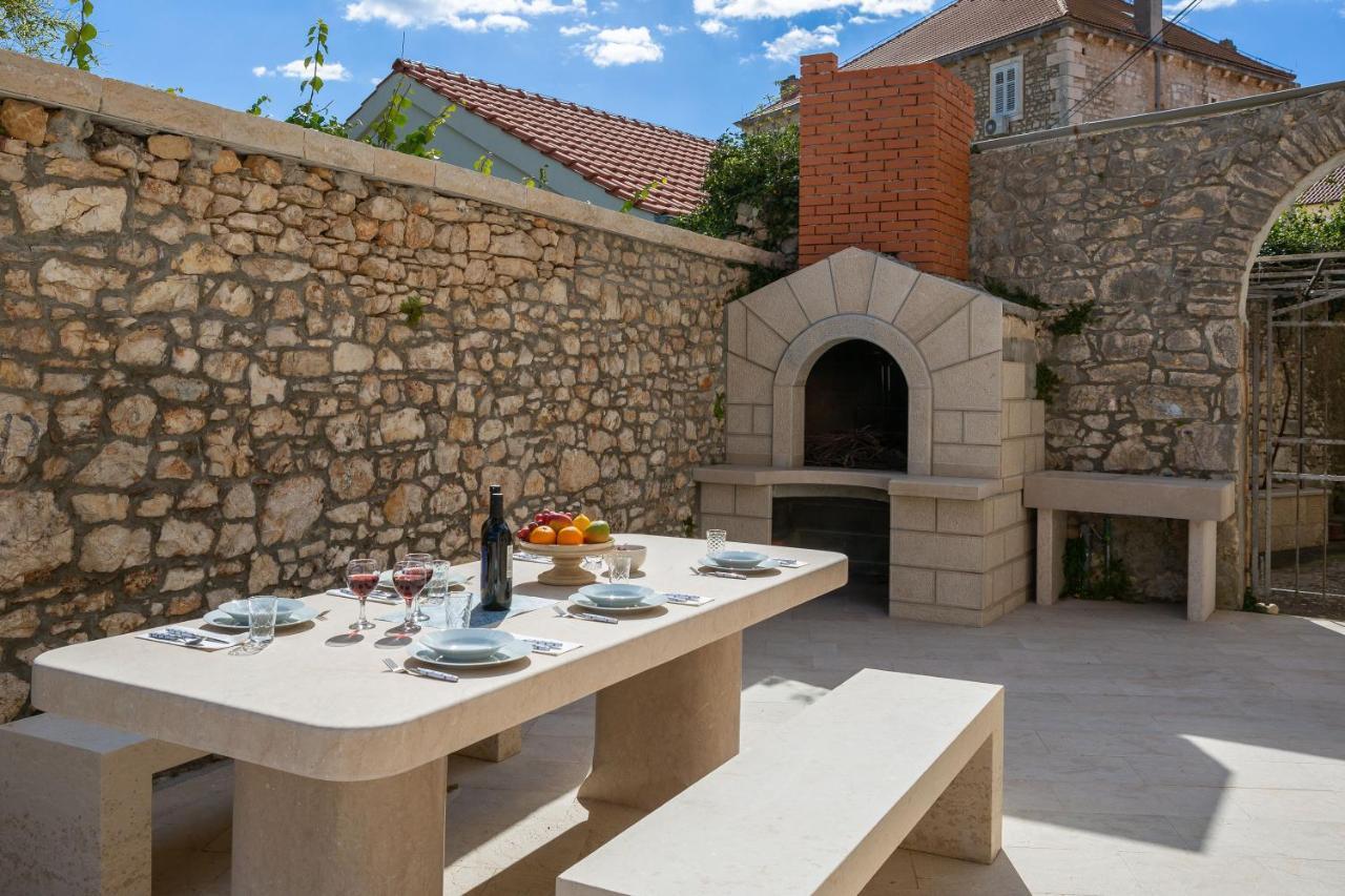 Luxury Stone Villa Nevija 2022 Private Villa Milna  Extérieur photo