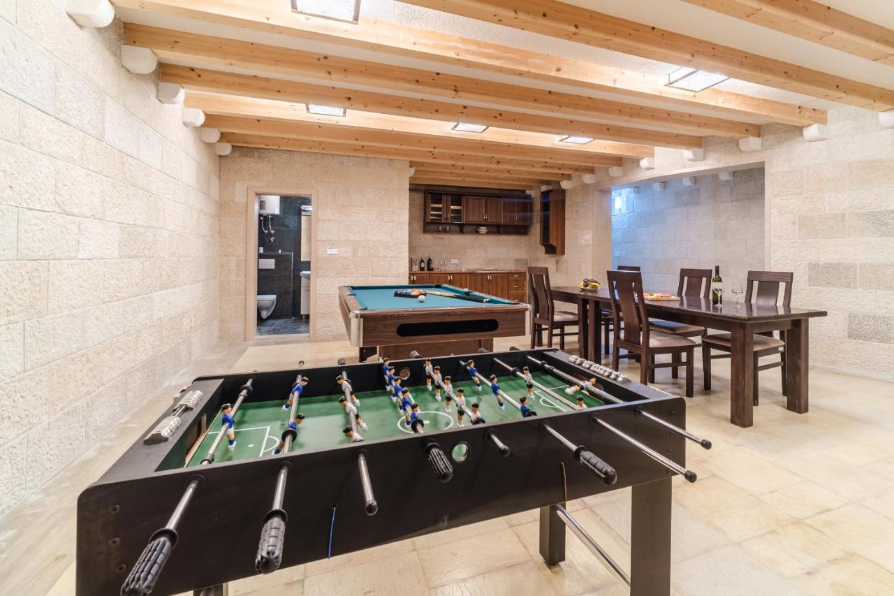 Luxury Stone Villa Nevija 2022 Private Villa Milna  Extérieur photo