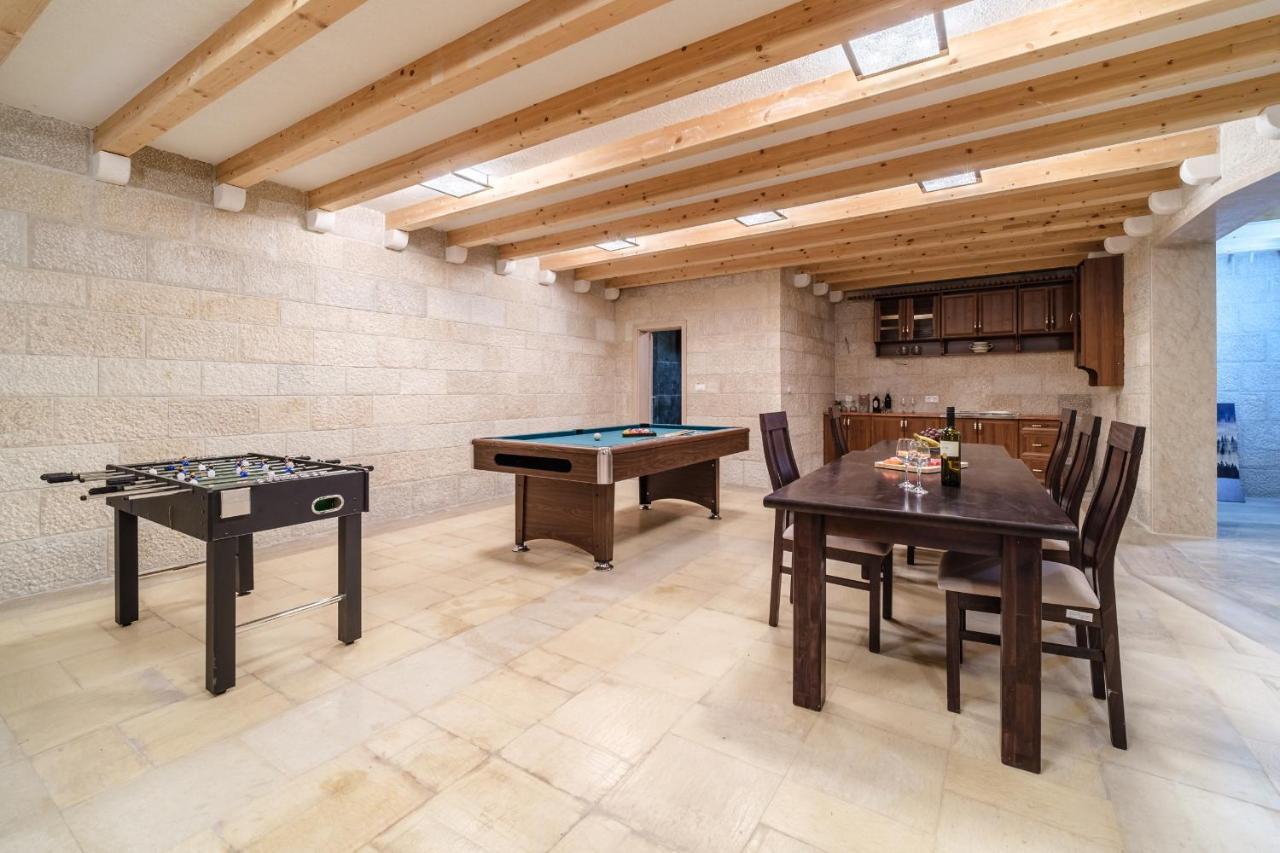 Luxury Stone Villa Nevija 2022 Private Villa Milna  Extérieur photo
